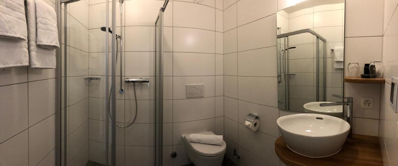 L'Auberge De Mezieres Екстериор снимка