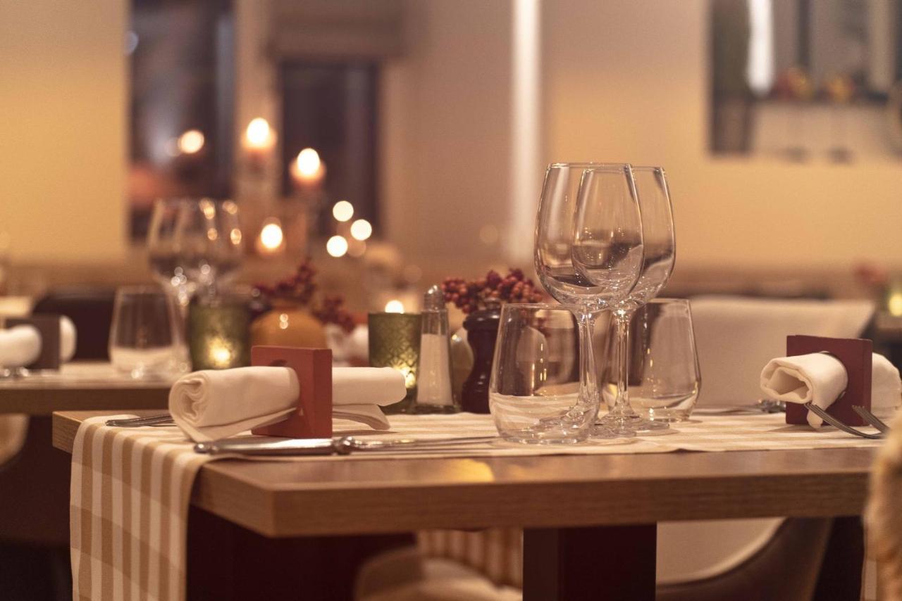 L'Auberge De Mezieres Екстериор снимка